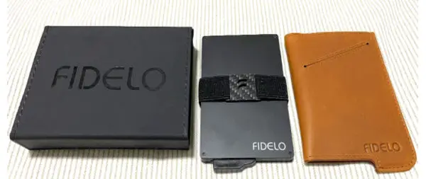 Fidelo Minimalist Cards wallet parts and box